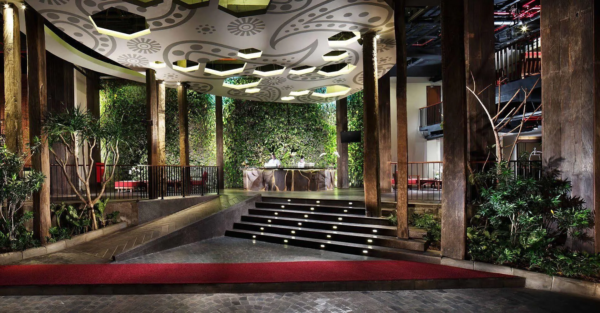 Sun Island Hotel & Spa Legian