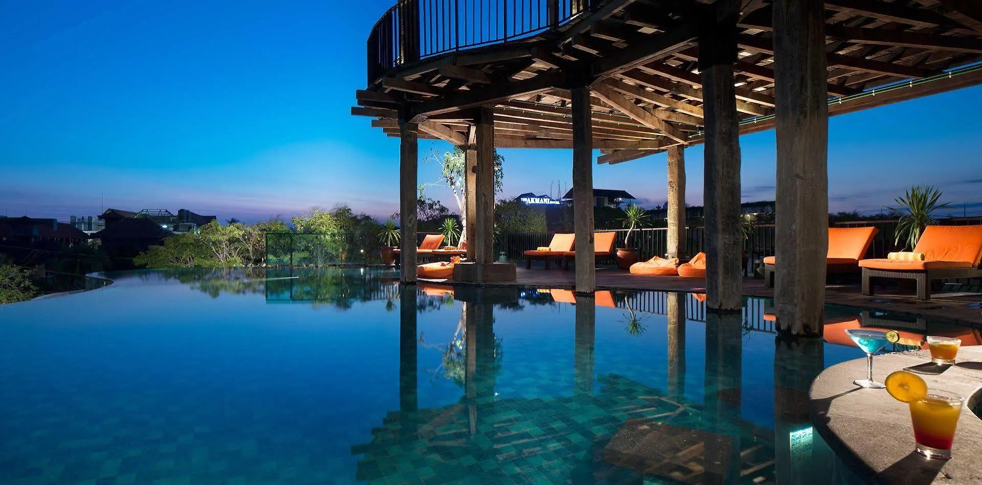 Sun Island Hotel & Spa Legian 4*, Legian (Bali)